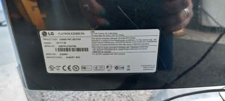 Photo of free LG Monitor (Great Hollands RG12) #2