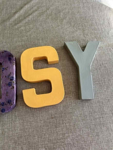 Photo of free Cardboard lettering ‘cosy’ (Widmer End HP15) #2