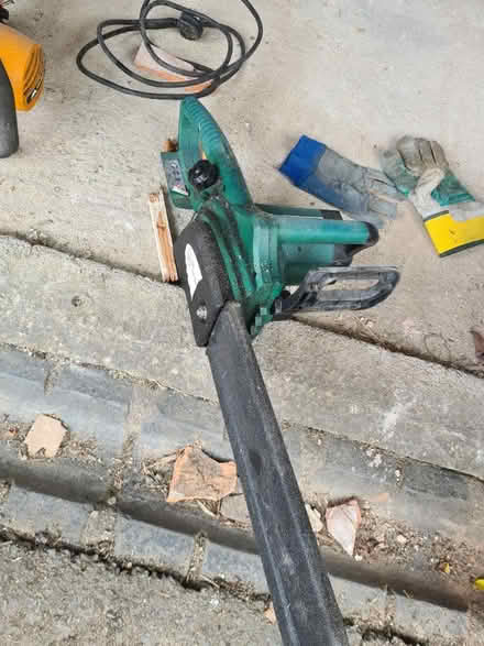 Photo of free FPCS 1800 Chainsaw (EX13) #1