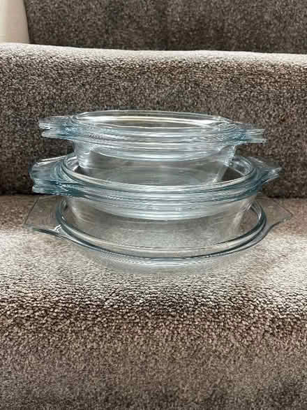 Photo of free Pyrex set (Purley CR8) #1