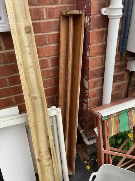 Photo of free Antique towel rail (Hereford HR1) #1