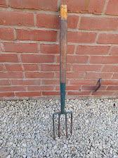 Photo of free Garden fork - needs handle (New Catton NR3) #1