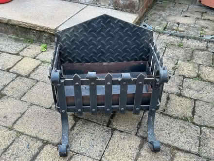 Photo of free Fire Grate (Sandridge AL4) #1