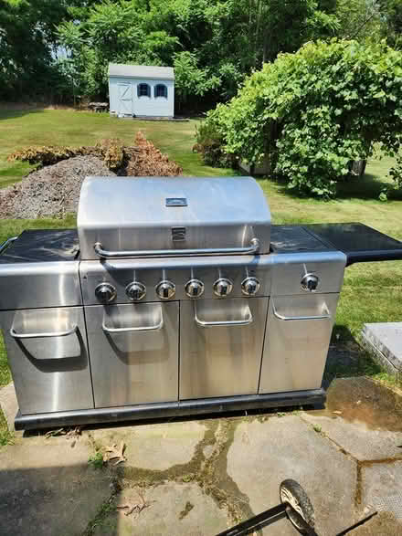 Photo of free Grill (Billerica Near Saltbox Nursery) #1