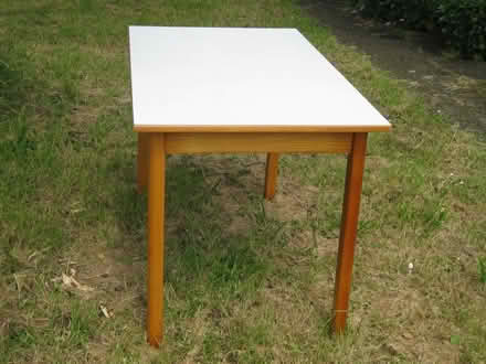 Photo of free Habitat Table (Halesworth IP19) #2