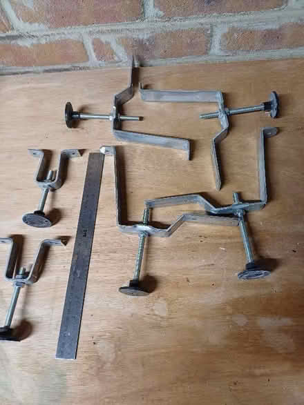 Photo of free Bath/shower base legs - x4 large x2 small (IP4) #1