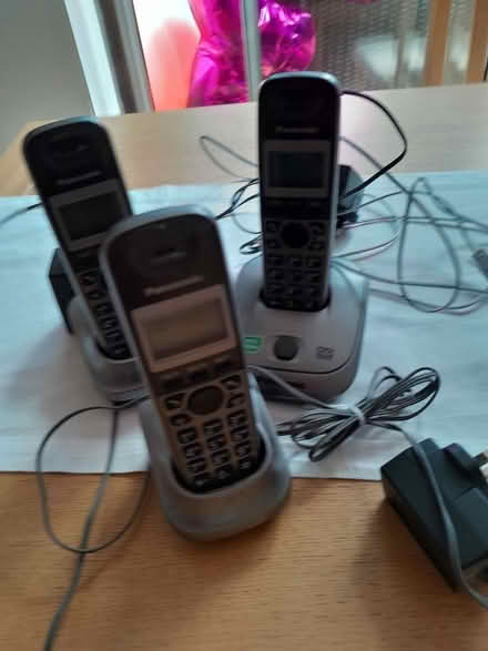 Photo of free A set of 3 Panasonic phones (Cogges OX28) #1