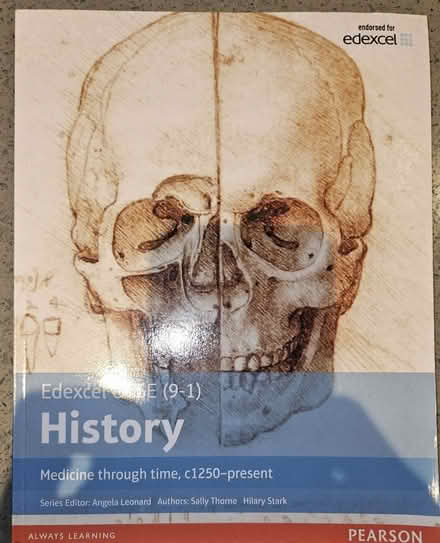 Photo of free GSCE History text book & revision guide (Buggs Bottom RG4) #2