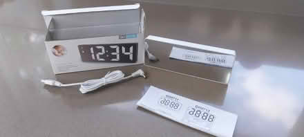 Photo of free LED mirror alarm clock (Wokingham RG41) #1