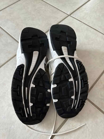 Photo of free Men’s size 13 New Balance sneakers (Boyds, close to Germantown.) #2