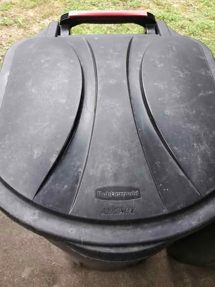 Photo of free Large Outdoor Rubbermaid Trash Bins (Lorton) #4