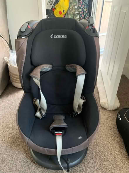 Photo of free Toby Maxi Cosi car seat (WF14) #1