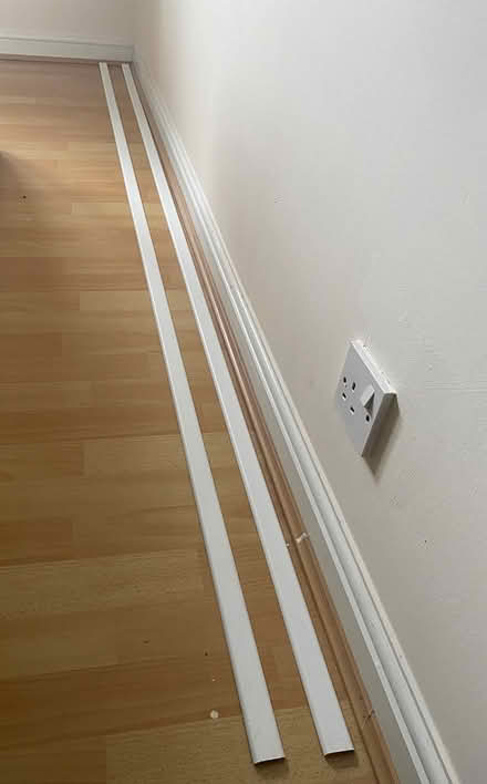 Photo of free White MDF D-shape moulding x2 (WN4) #1