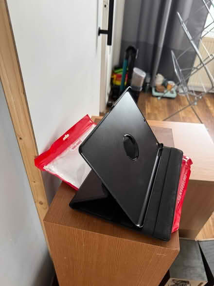 Photo of free Apple iPad 10.2"/10.5" leather case (PA5) #4