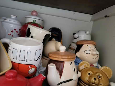 Photo of free Loads of ornaments and bric a brac (Beckenham/elmers end) #1