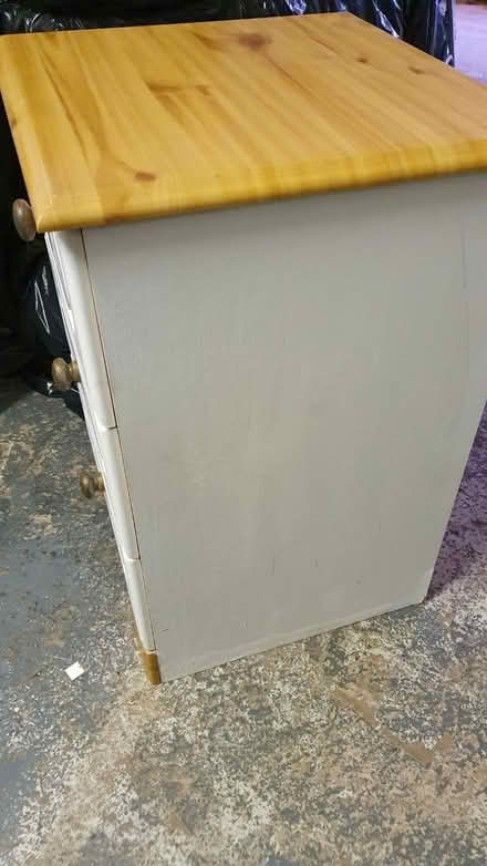 Photo of free Bedside type cabinet. (Hay Mills B25) #3