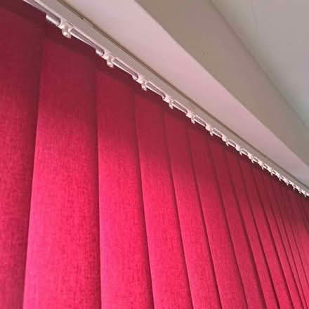 Photo of free Large Vertical Window Blind - Burgundy/wine colour (Saltdean BN2) #3