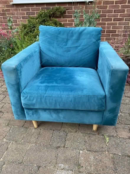 Photo of free Comfy Chair (King's College Playing Fields HA4) #1