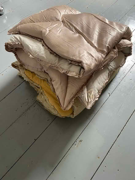 Photo of free Heavy feather quilts (HR4) #1