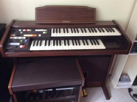 Photo of Electric organ (Peppard RG9) #1