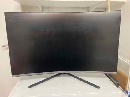 Photo of free Samsung 32” curved screen monitor (Binfield RG42) #1