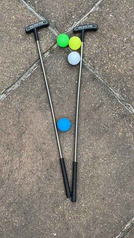 Photo of free Children’s golf set (Epsom) #1