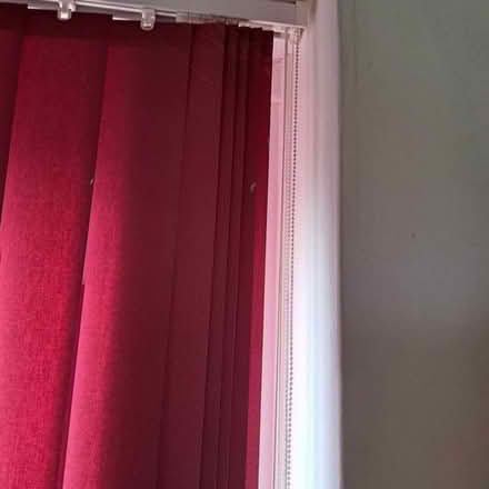 Photo of free Large Vertical Window Blind - Burgundy/wine colour (Saltdean BN2) #2