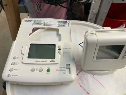 Photo of free Wireless Thermostat (SM6) #1