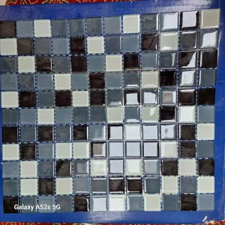 Photo of free Mosaic wall tiles x 4, 30 x 30 cm (Swinford OX29) #1