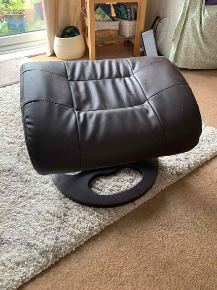 Photo of free Foot stool (Stevenage, pin green SG1) #1