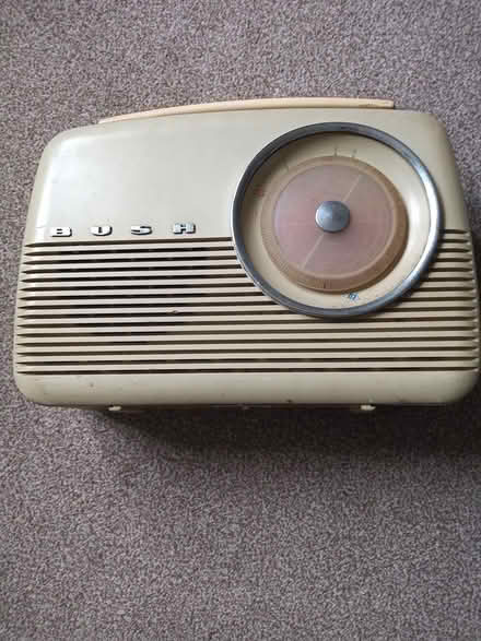 Photo of free Vintage bush radio (Blacklands TN34) #1