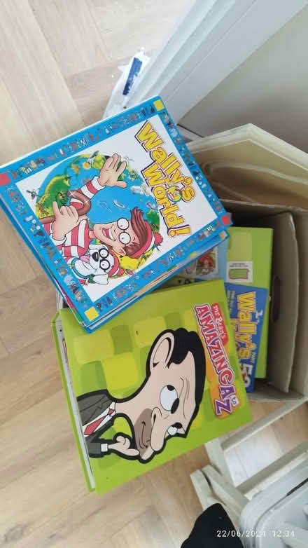 Photo of free Box full of magazines (Albany park DA14) #1