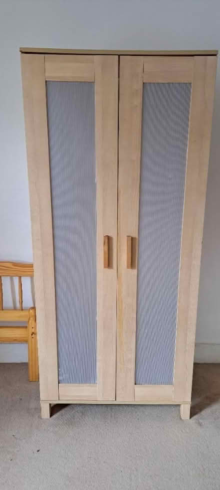Photo of free wardrobe (ME4) #1