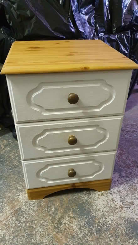 Photo of free Bedside type cabinet. (Hay Mills B25) #1