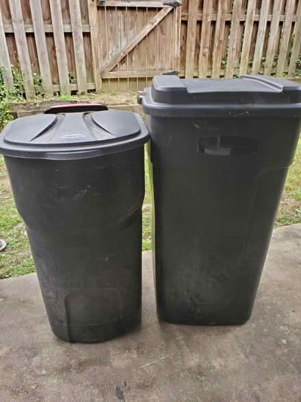 Photo of free Large Outdoor Rubbermaid Trash Bins (Lorton) #1