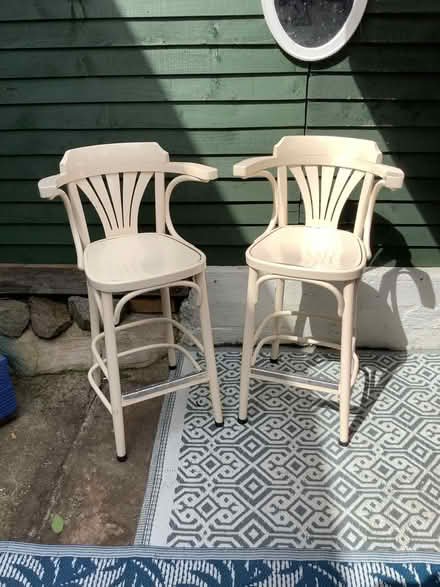 Photo of free Bar stools (Wigston Leicestershire.LE18) #1