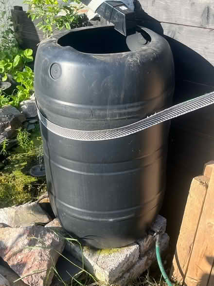 Photo of free Water butt (HA0) #1
