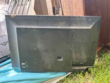 Photo of free Vizio TV’s (2) one turns on (Bois D’Arc Estates) #2