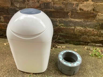 Photo of free Nappy bin -sangenic (Stoke newington N16) #1