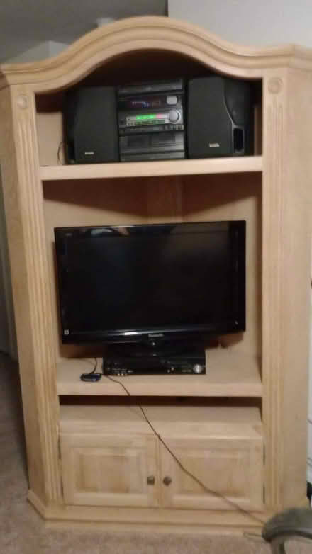 Photo of free Entertainment center (Tarpon Springs) #1