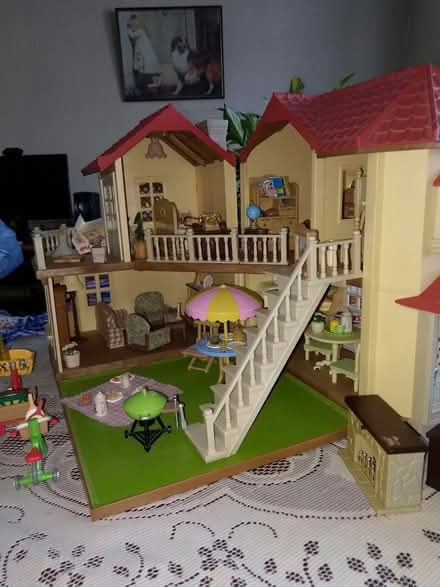 Photo of free Sylvanian Families House (Birstall LE4) #1