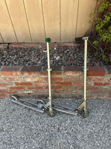Photo of free Razor Scooters (La Canada Flintridge) #1