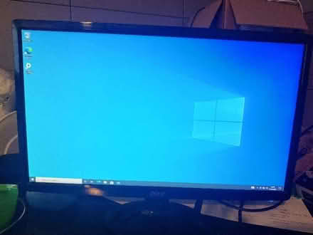 Photo of free Acer 21.5" vga monitor 1920x1080 (Church RG2) #1