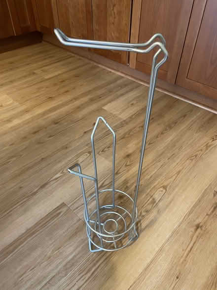 Photo of free Metal TP Stand & towel rack (Westerville) #1