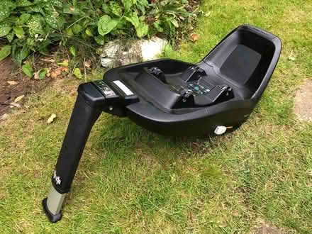 Photo of free Isofix Base (RH20) #3