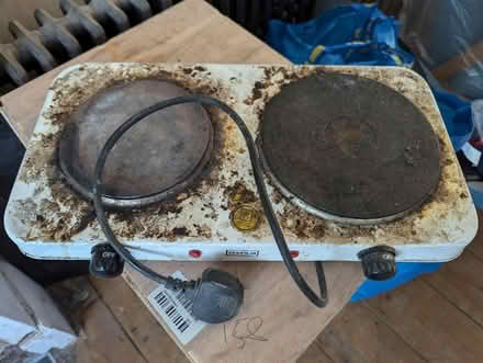 Photo of free Plug in hob (Bruce Grove N17) #2