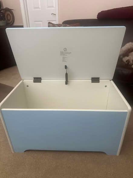 Photo of free Blue toy chest (Old Palo Alto) #2