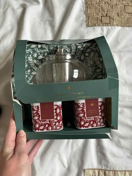 Photo of free Glass loose leaf teapot (Upton WF9) #1