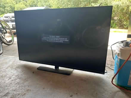 Photo of free Vizio TV’s (2) one turns on (Bois D’Arc Estates) #1