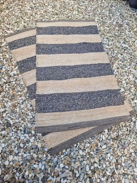 Photo of free 2 x rugs (EN1) #1